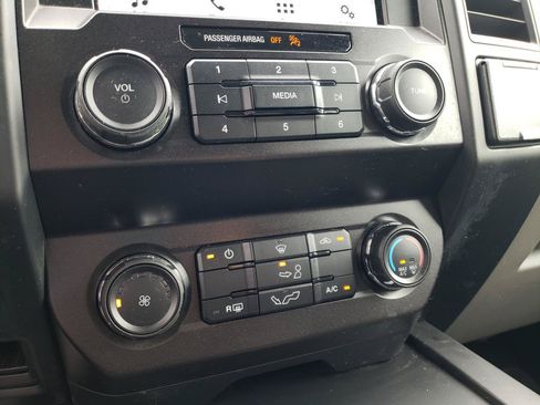 Used 2019 Ford F150 XL w/ Equipment Group 101A Mid AWD/4WD image 15