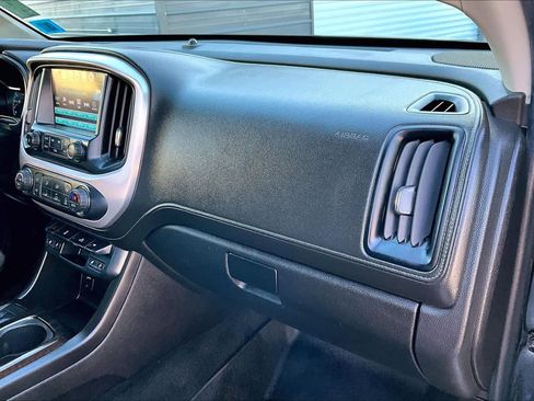 Used 2018 GMC Canyon SLT w/ Trailering Package image 16