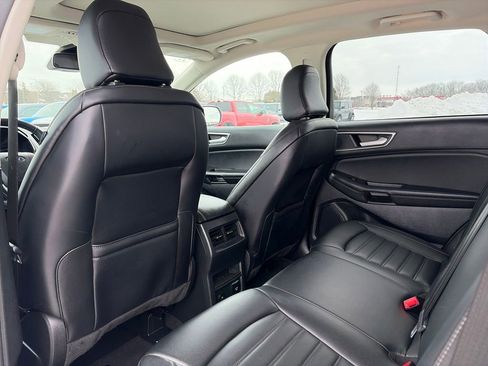 Used 2024 Ford Edge SEL w/ Convenience Package image 28