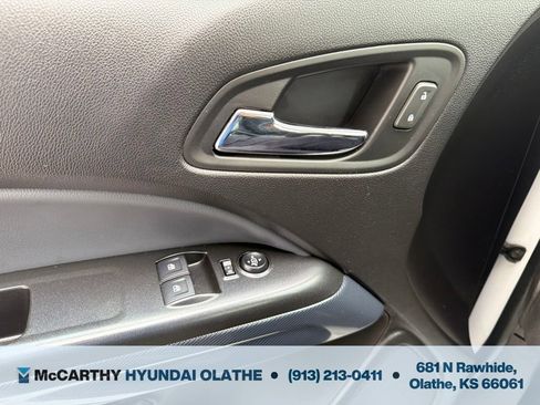 Used 2018 Chevrolet Colorado Z71 AWD/4WD image 26