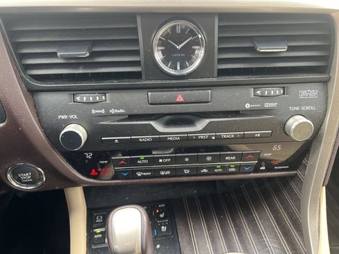 Used 2018 Lexus RX 350L Luxury w/ Accessory Package image 12