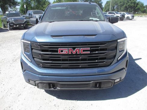 New 2026 GMC Sierra 1500 Elevation AWD/4WD image 11