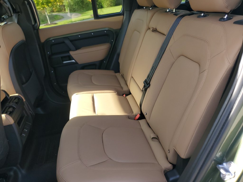 New 2026 Land Rover Defender 110 S AWD/4WD image 30