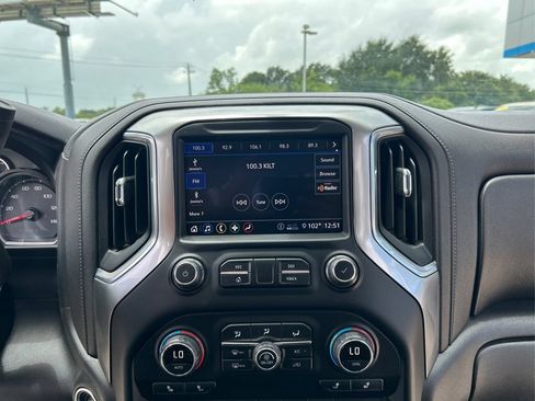 Used 2020 Chevrolet Silverado 1500 LT w/ Texas Edition AWD/4WD image 15