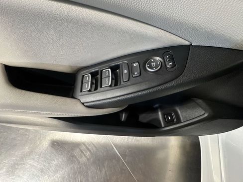 Used 2022 Honda Accord LX image 19