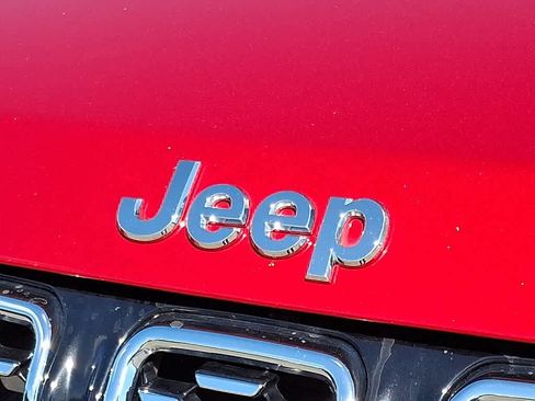 Used 2025 Jeep Compass Limited AWD/4WD image 29