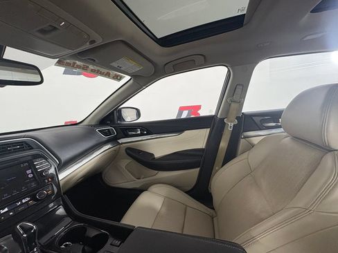 Used 2020 Nissan Maxima 3.5 SL w/ Floor Mat Group FWD image 26