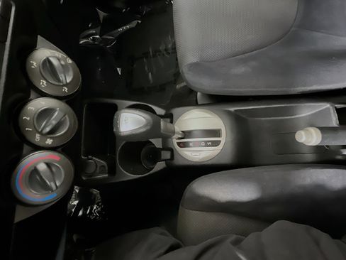 Used 2007 Honda Fit Sport image 24