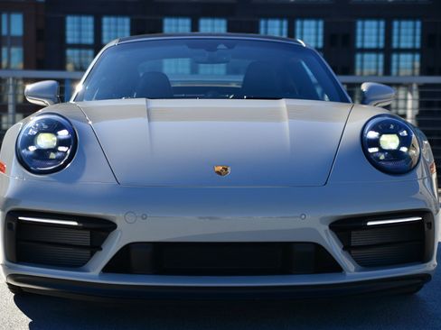 Certified 2024 Porsche 911 Carrera GTS image 6