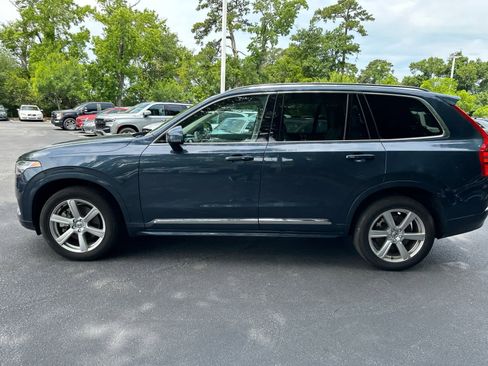 Used 2024 Volvo XC90 B5 Core w/ Protection Package AWD/4WD image 12