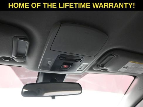 Used 2019 Toyota Camry SE image 20