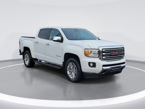 Used 2018 GMC Canyon SLT w/ Driver Alert Package image 2
