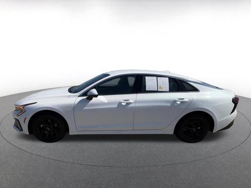 Used 2025 Kia K5 LXS FWD image 9