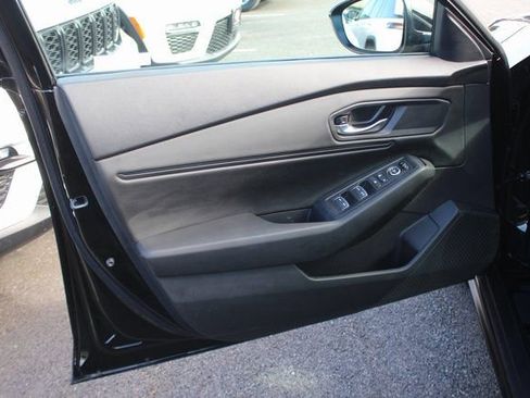 Used 2024 Honda Accord EX image 17