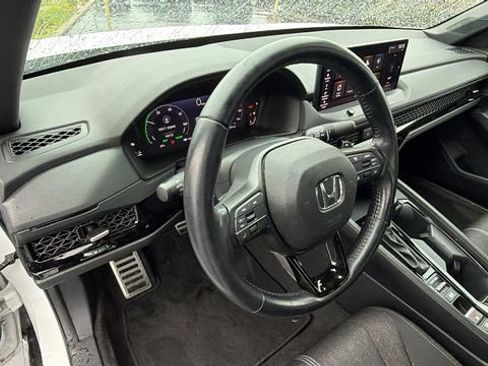 Used 2023 Honda Accord Sport image 30