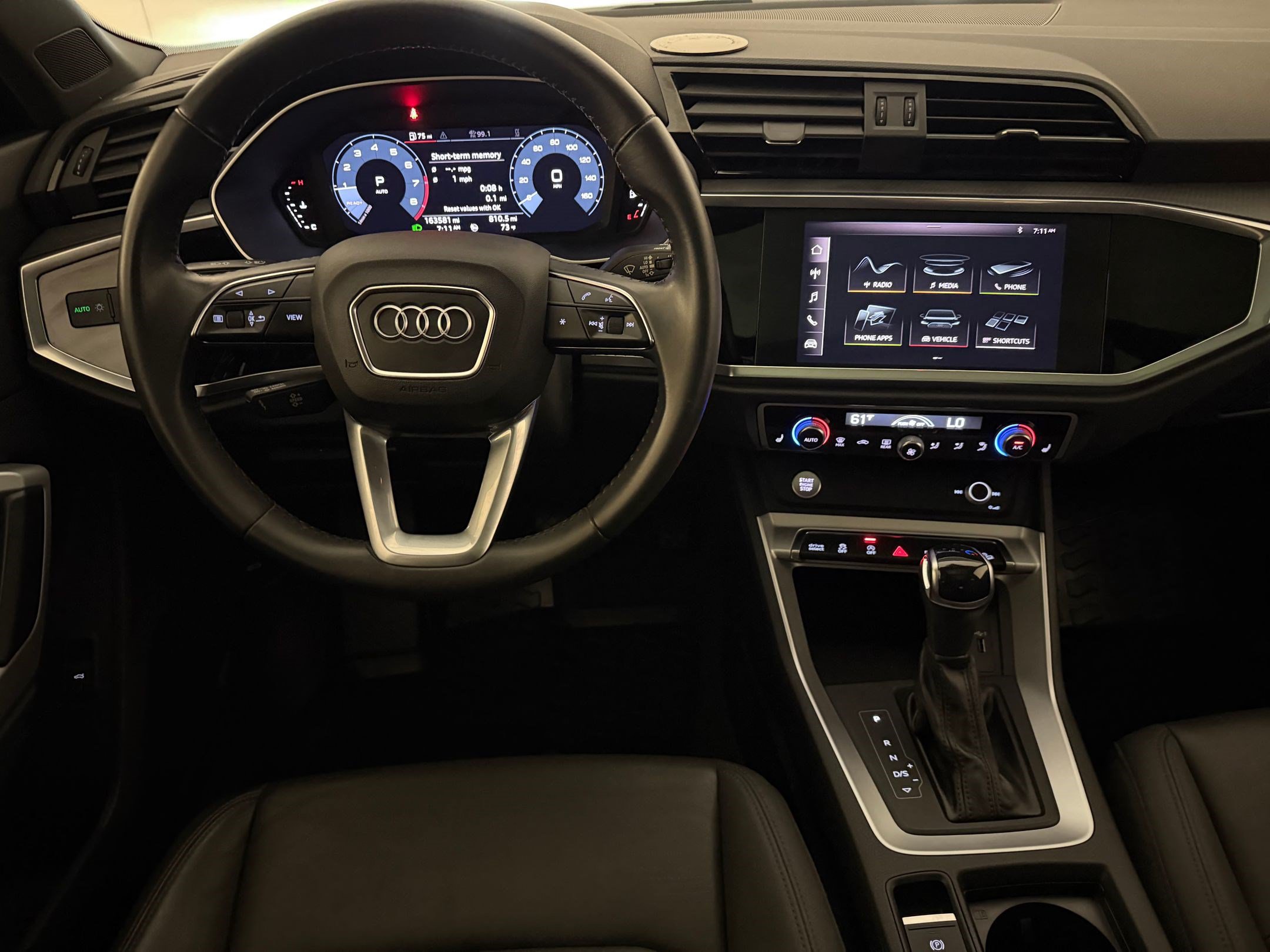 Used 2020 Audi Q3 2.0T Premium w/ Convenience Package AWD/4WD image 29