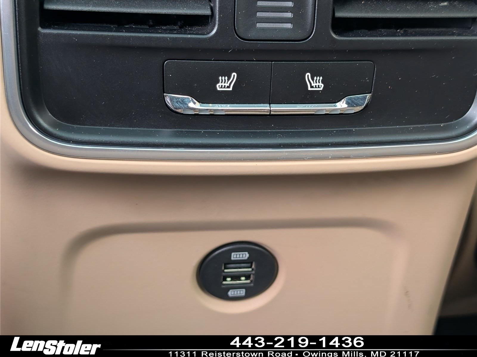 Used 2019 Porsche Macan AWD/4WD image 15