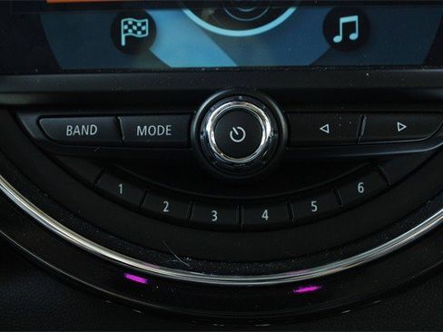 Used 2019 MINI Cooper Clubman S image 31