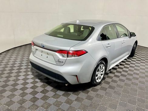 Used 2024 Toyota Corolla LE image 16