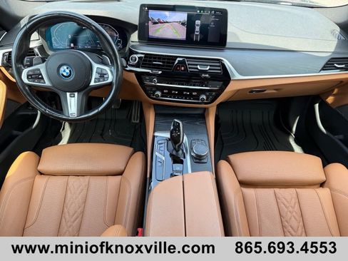 Used 2023 BMW 530e xDrive w/ Premium Package AWD/4WD image 15