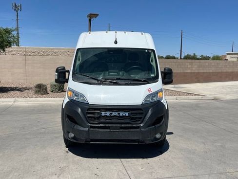Used 2024 RAM ProMaster 2500 w/ Convenience Group image 5