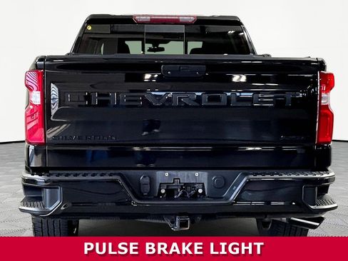 Used 2021 Chevrolet Silverado 1500 RST w/ Convenience Package II AWD/4WD image 5