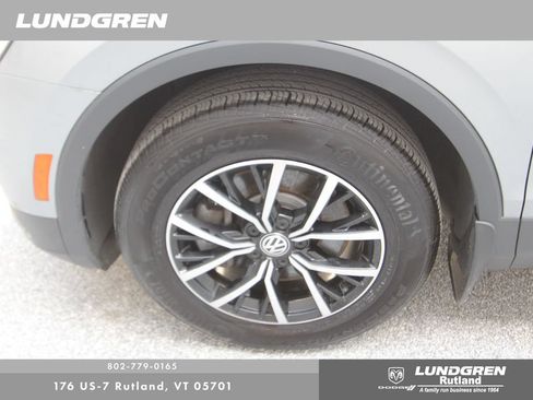 Used 2021 Volkswagen Tiguan SE AWD/4WD image 14