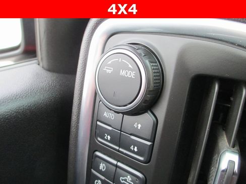 Used 2021 Chevrolet Silverado 1500 LT Trail Boss w/ Convenience Package II image 27