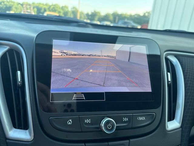 Used 2023 Chevrolet Malibu LT FWD image 24