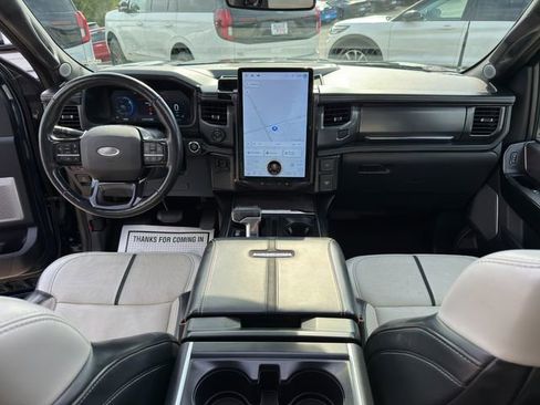 Used 2023 Ford F150 Lightning Platinum image 15