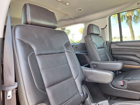 Used 2020 GMC Yukon XL Denali w/ Denali Premium Package RWD image 33
