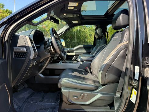 Used 2017 Ford F150 Raptor w/ Equipment Group 802A Luxury AWD/4WD image 9