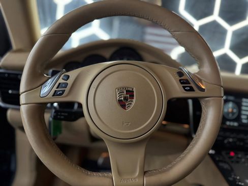 Used 2013 Porsche Panamera 4 Platinum Edition AWD/4WD image 18