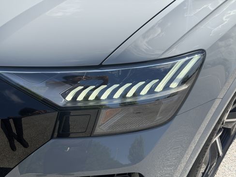 Certified 2024 Audi RS Q8 AWD/4WD image 9