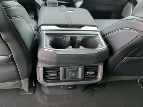 New 2026 Ford F150 Platinum image 44