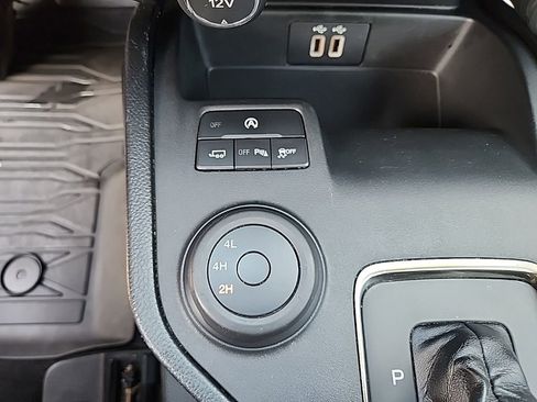 Used 2019 Ford Ranger XLT w/ Equipment Group 302A Luxury AWD/4WD image 22