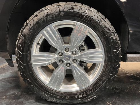 Used 2024 Ford Expedition King Ranch image 30