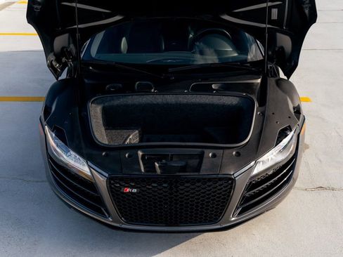 Used 2011 Audi R8 V10 AWD/4WD image 9