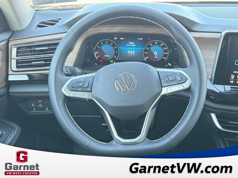 New 2026 Volkswagen Atlas SE image 13