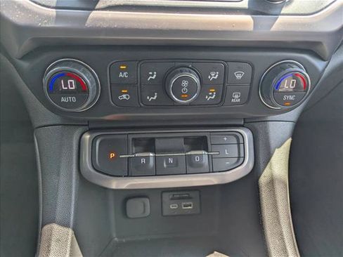 Used 2023 GMC Acadia AT4 w/ Technology Package AWD/4WD image 20