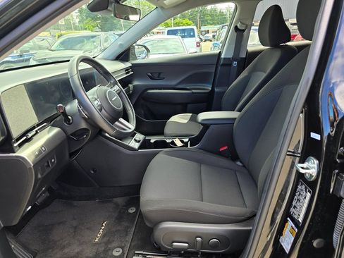Used 2024 Hyundai Kona SEL FWD image 18