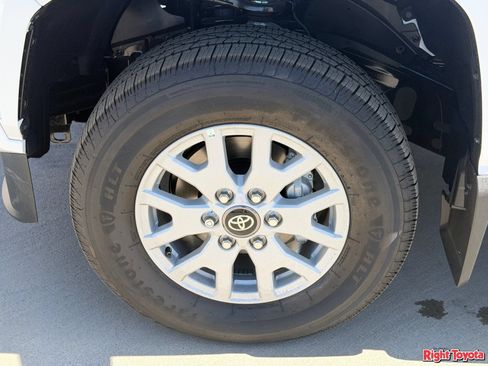 New 2026 Toyota Tacoma SR5 AWD/4WD image 11