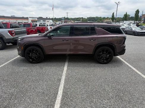 Used 2024 Chevrolet Traverse RS AWD/4WD image 5