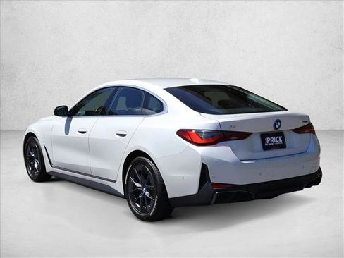 Used 2023 BMW i4 eDrive35 RWD image 10