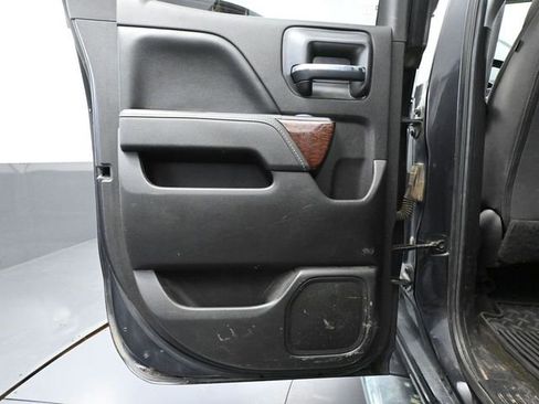 Used 2016 GMC Sierra 2500 SLE w/ SLE Preferred Package image 32