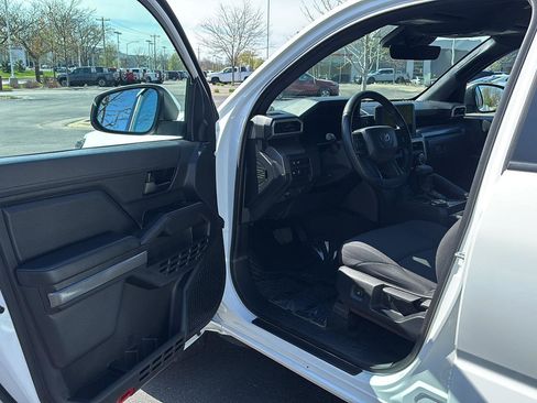 Used 2024 Toyota Tacoma SR5 AWD/4WD image 2
