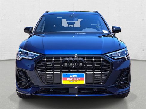 New 2025 Audi Q3 2.0T Premium Plus image 2