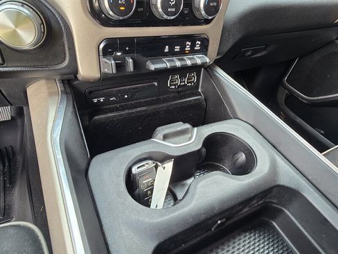 Used 2019 RAM 1500 Laramie w/ Sport Appearance Package AWD/4WD image 25