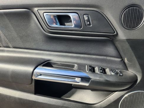 Used 2023 Ford Mustang Premium image 22