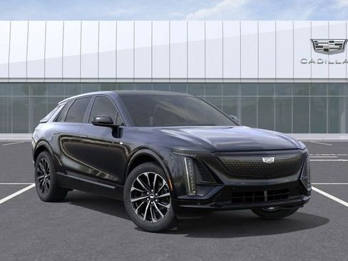 New 2025 Cadillac Lyriq Sport image 7